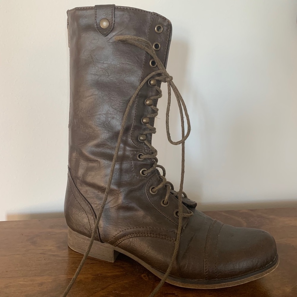 Madden Girl Gizmo Combat Boots